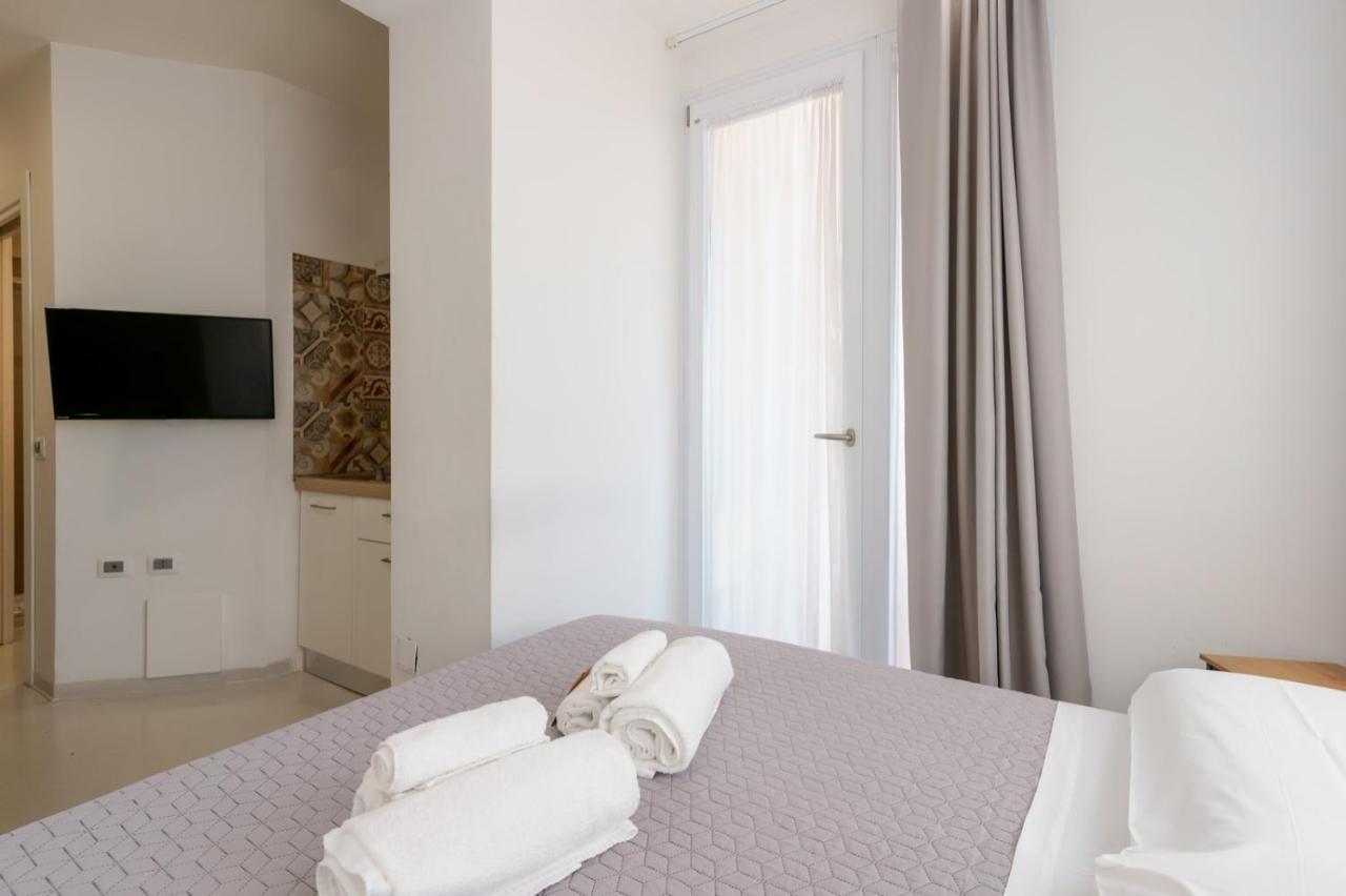 Lumiere Rooms - Eja Sardinia 칼리아리 외부 사진