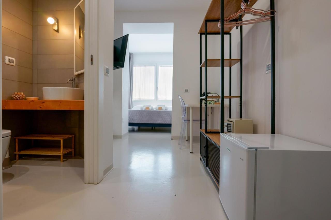Lumiere Rooms - Eja Sardinia 칼리아리 외부 사진
