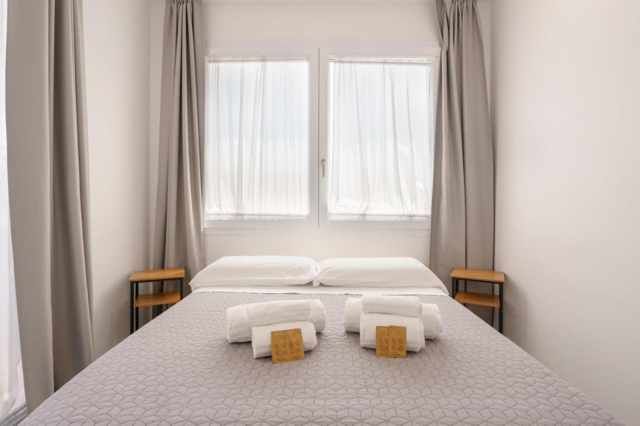 Lumiere Rooms - Eja Sardinia 칼리아리 외부 사진