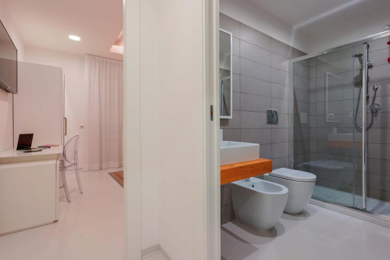 Lumiere Rooms - Eja Sardinia 칼리아리 외부 사진
